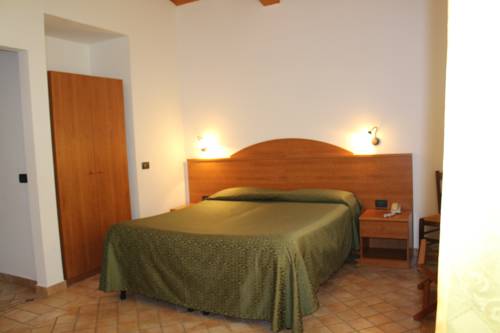 Imagen de la habitación del Hotel Carlo's. Foto 9