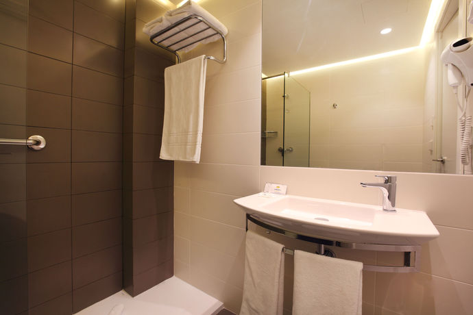 Imagen general del Hotel Carlos I, Benidorm - Playa Poniente. Foto 11