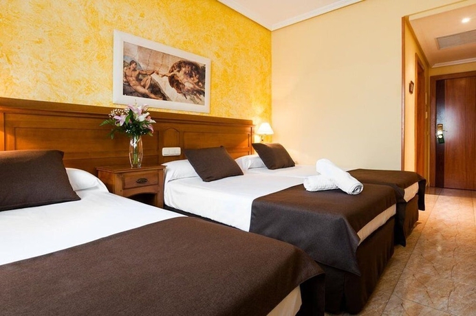 Imagen de la habitación del Hotel Carlos I Toledo. Foto 3