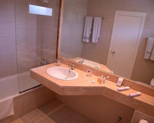 Imagen general del Hotel Carlos III, Alcanar. Foto 11