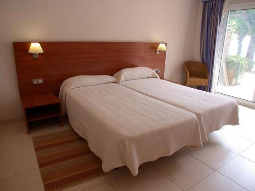 Imagen general del Hotel Carlos III, Alcanar. Foto 13