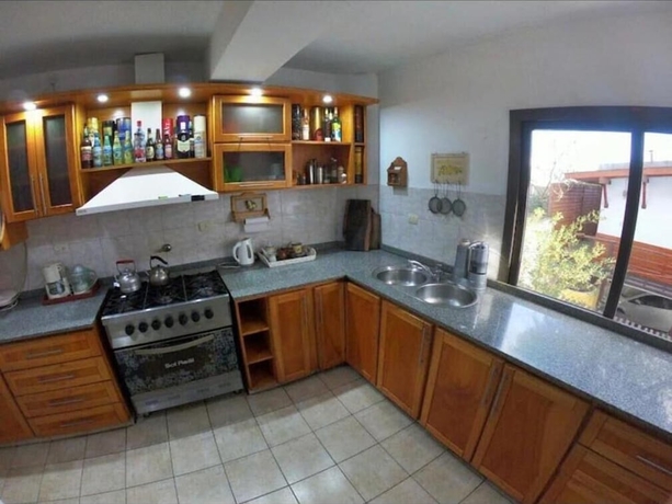 Imagen de la habitación del Hotel Carlos Paz Lodge. Foto 6