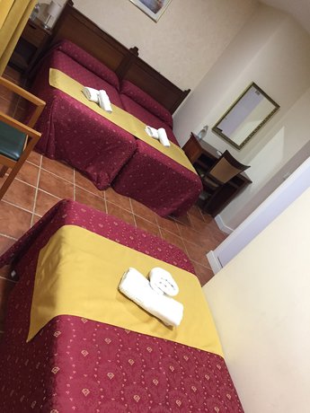 Imagen de la habitación del Hotel Carlos V By Viverestays. Foto 17