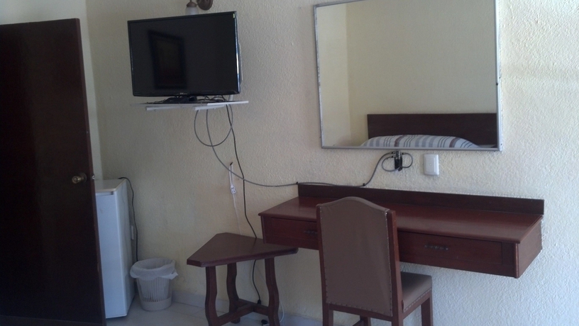 Imagen de la habitación del Hotel Carlos V, Campeche. Foto 8