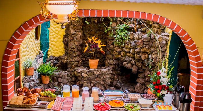 Imagen del bar/restaurante del Hotel Carlos V, Cusco. Foto 3