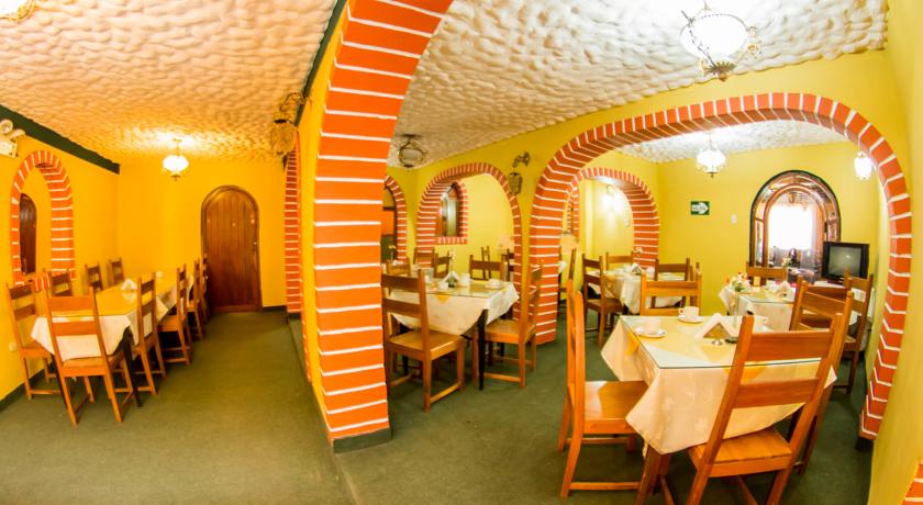 Imagen del bar/restaurante del Hotel Carlos V, Cusco. Foto 5
