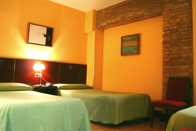 Imagen de la habitación del Hotel Carlos V, Granada. Foto 8