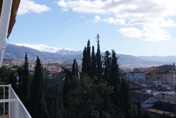 Imagen general del Hotel Carlos V, Granada. Foto 1