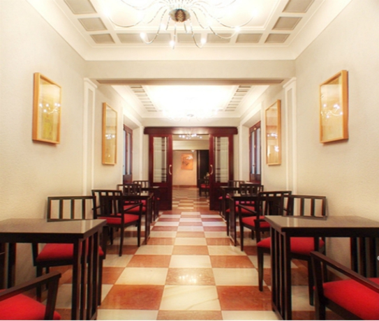Imagen del bar/restaurante del Hotel Carlos V, Granada. Foto 2