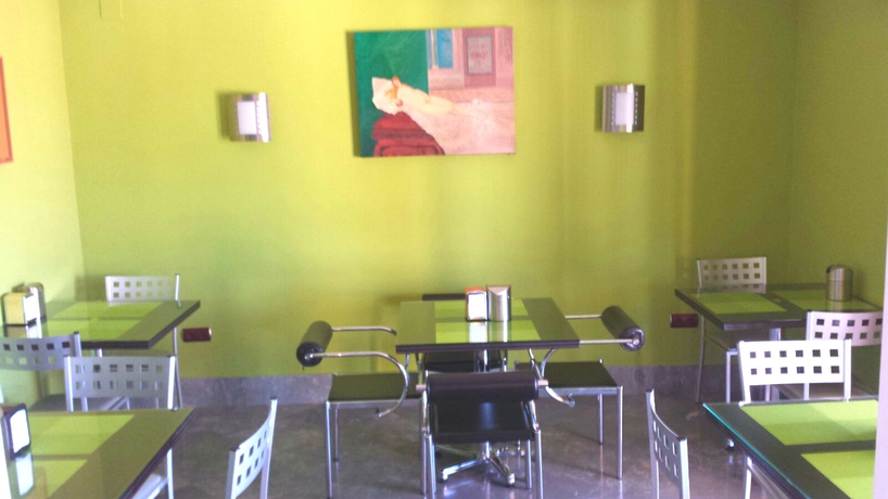 Imagen del bar/restaurante del Hotel Carlos V, Granada. Foto 6