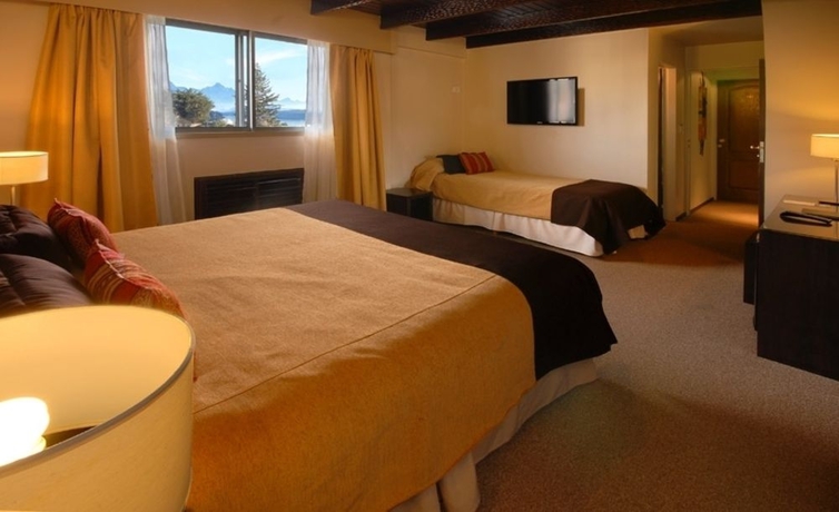 Imagen de la habitación del Hotel Carlos V Patagonia. Foto 7