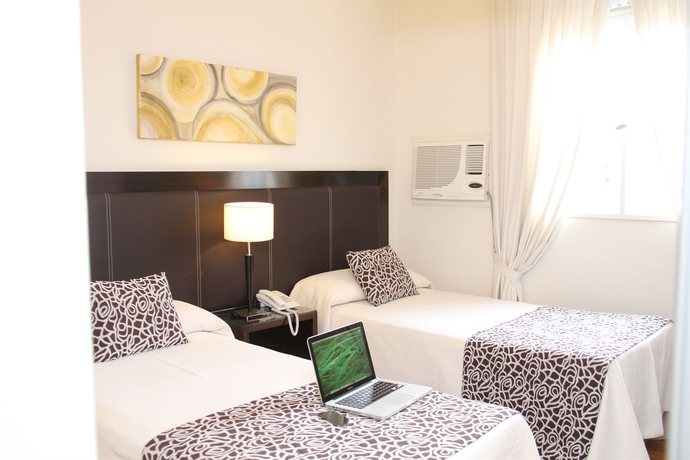 Imagen de la habitación del Hotel Carlos V, San Miguel de Tucumán. Foto 10