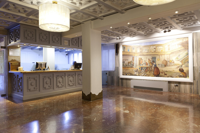 Imagen de los interiores del Hotel Carlos V, Toledo. Foto 13