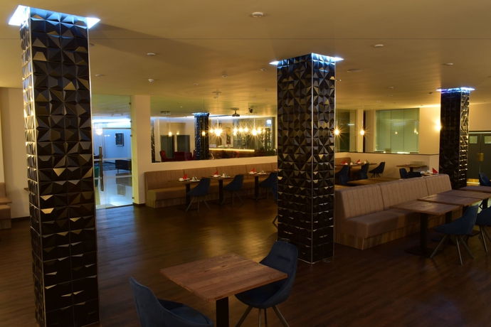Imagen del bar/restaurante del Hotel Carlsbad INN & apartments. Foto 9