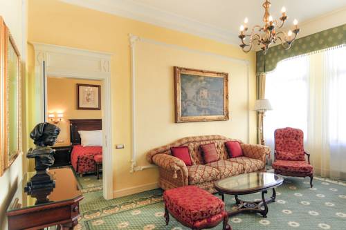 Imagen de la habitación del Hotel Carlsbad Plaza Medical Spa and Wellness. Foto 6