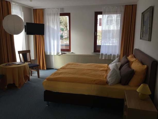 Imagen de la habitación del Hotel Carlsruh. Foto 5