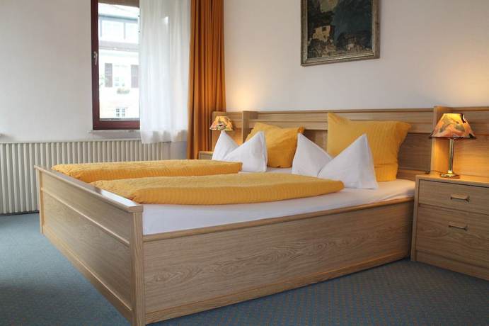 Imagen de la habitación del Hotel Carlsruh. Foto 8