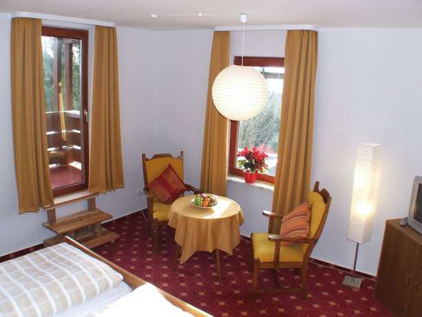 Imagen de la habitación del Hotel Carlsruh. Foto 15