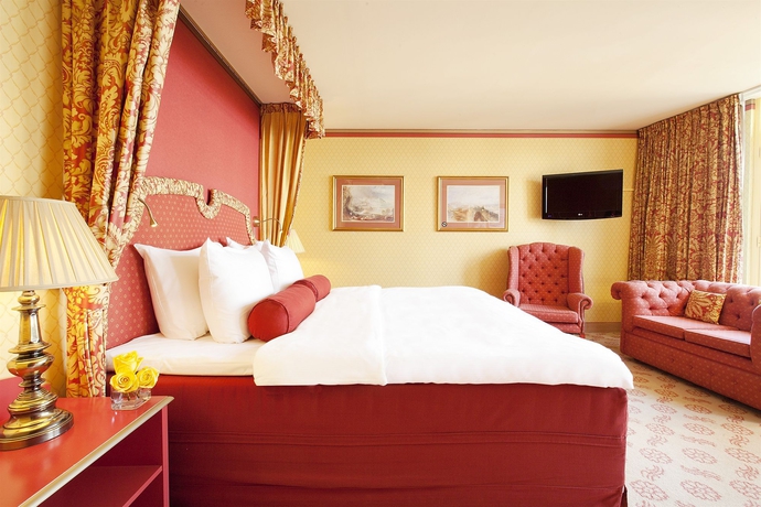 Imagen de la habitación del Hotel Carlton Ambassador. Foto 6