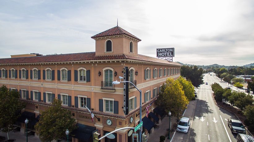 Imagen de los interiores del Hotel Carlton, Atascadero. Foto 9