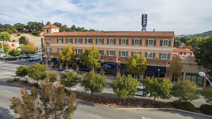Imagen de los interiores del Hotel Carlton, Atascadero. Foto 11