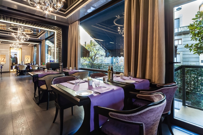 Imagen del bar/restaurante del Hotel Carlton Baglioni. Foto 2