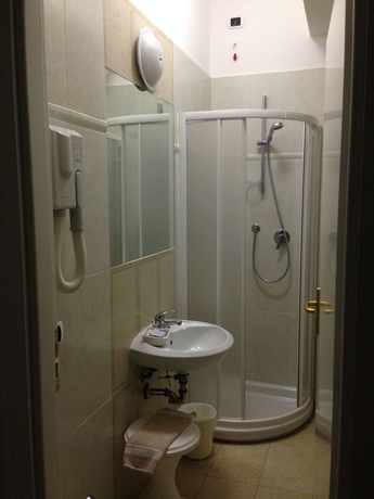 Imagen de la habitación del Hotel Carlton Beach, Marebello. Foto 10