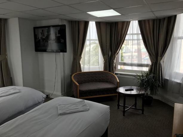 Imagen de la habitación del Hotel Carlton Court. Foto 11