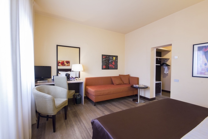 Imagen de la habitación del Hotel Carlton, Ferrara. Foto 15