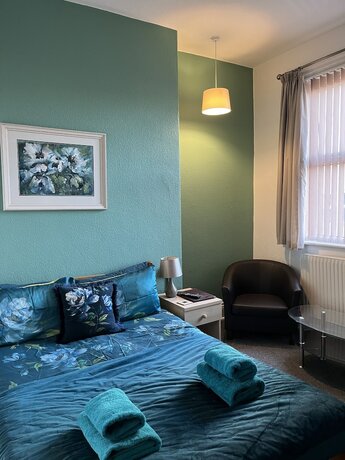 Imagen de la habitación del Hotel Carlton House. Foto 11