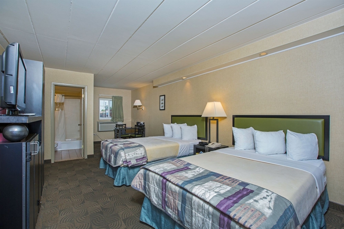 Imagen de la habitación del Hotel Carlton Inn Midway. Foto 7