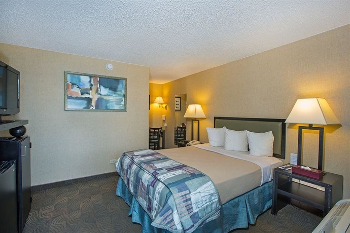 Imagen de la habitación del Hotel Carlton Inn Midway. Foto 10