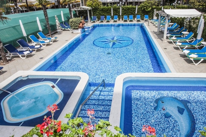 Imagen general del Hotel Carlton, Lido Di Jesolo. Foto 12