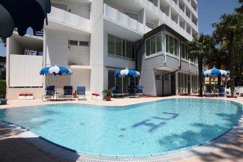 Imagen general del Hotel Carlton, Lignano Sabbiadoro. Foto 1