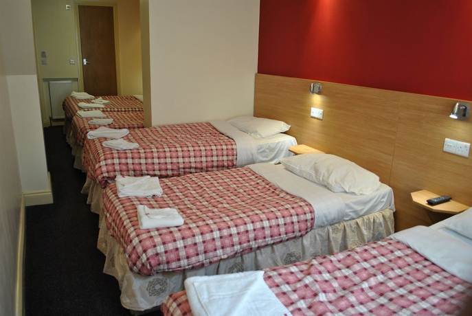 Imagen de la habitación del Hotel Carlton, Londres. Foto 3