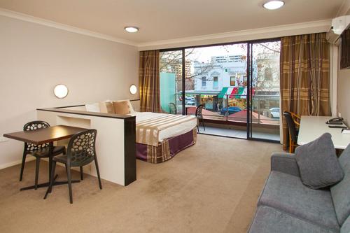 Imagen de la habitación del Hotel Carlton Lygon Lodge. Foto 4