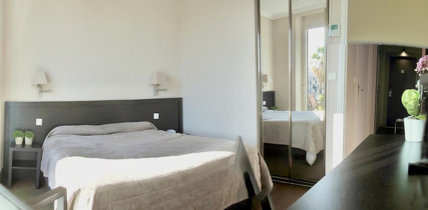 Imagen de la habitación del Hotel Carlton Nice. Foto 12