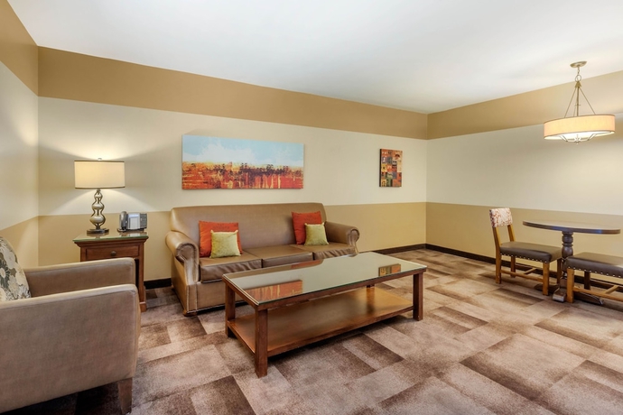 Imagen de la habitación del Hotel Carlton Oaks Lodge, Ascend Collection. Foto 8