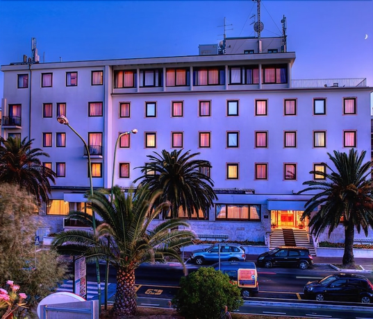 Imagen general del Hotel Carlton, PESCARA. Foto 1