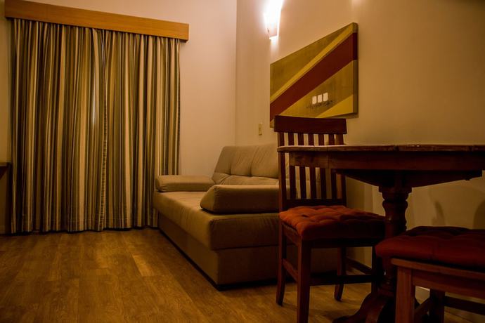 Imagen de la habitación del Hotel Carlton Plaza Baob&aacute;. Foto 9