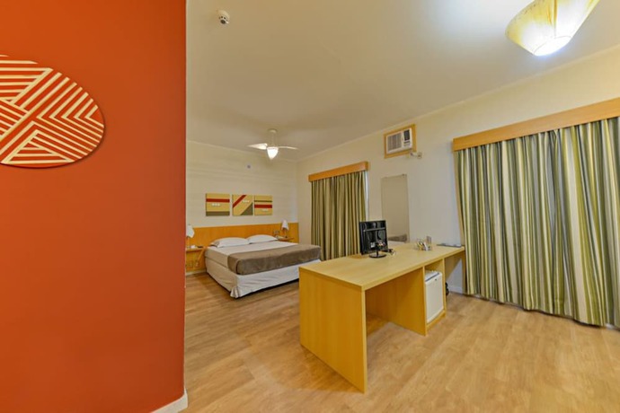 Imagen de la habitación del Hotel Carlton Plaza Baob&aacute;. Foto 12