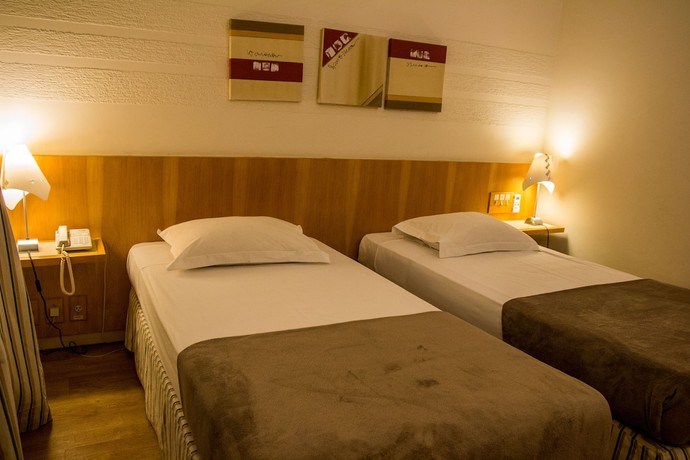 Imagen de la habitación del Hotel Carlton Plaza Baob&aacute;. Foto 15