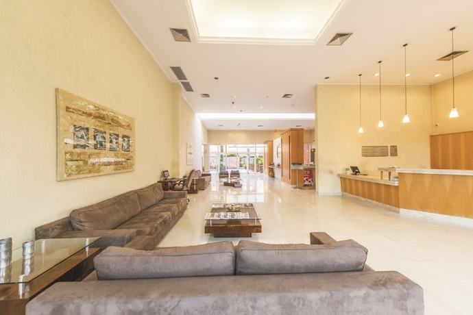 Imagen de los interiores del Hotel Carlton Plaza Baob&aacute;. Foto 20