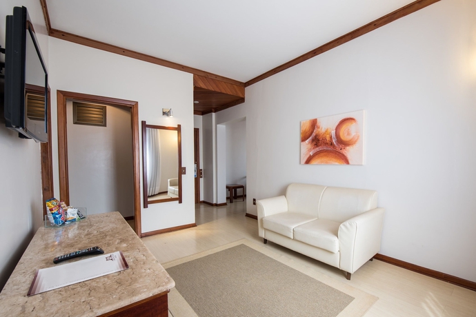 Imagen de la habitación del Hotel Carlton Plaza. Foto 7