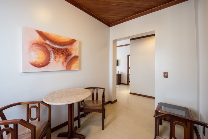 Imagen de la habitación del Hotel Carlton Plaza. Foto 14