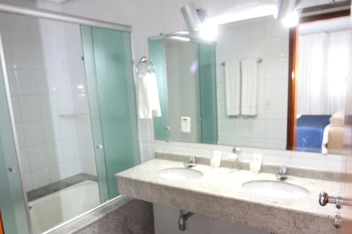 Imagen de la habitación del Hotel Carlton Plaza S&atilde;o Jos&eacute; Dos Campos. Foto 15
