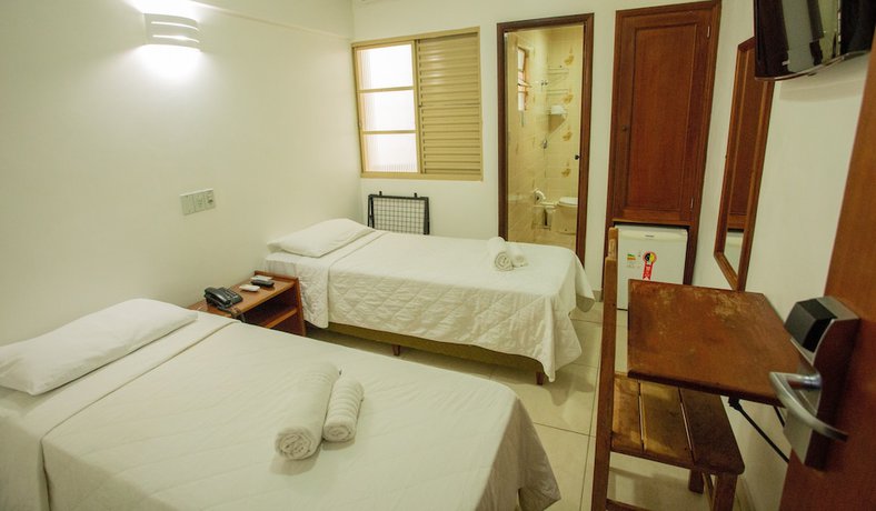 Imagen de la habitación del Hotel Carlton Plaza Torre. Foto 11