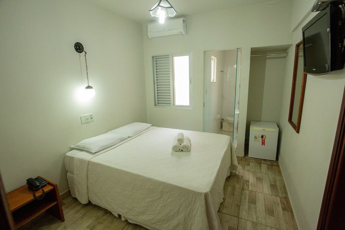 Imagen de la habitación del Hotel Carlton Plaza Torre. Foto 15