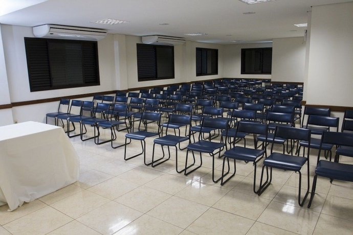 Imagen de los interiores del Hotel Carlton Plaza Uberl&acirc;ndia. Foto 13