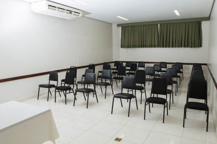 Imagen de los interiores del Hotel Carlton Plaza Uberl&acirc;ndia. Foto 14